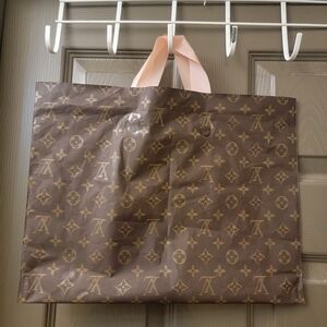Louis Vuitton Gift Bag